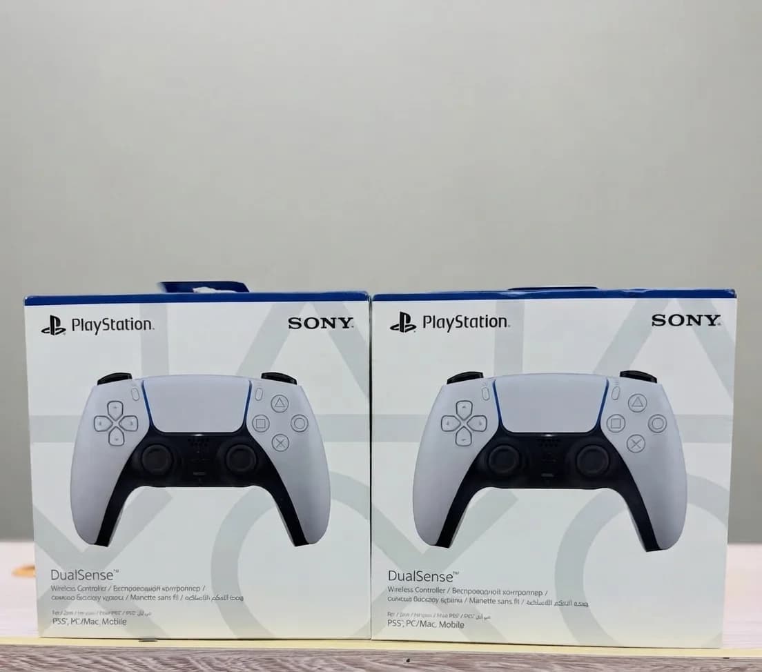 PlayStation 5 DualSense Wireless Controller